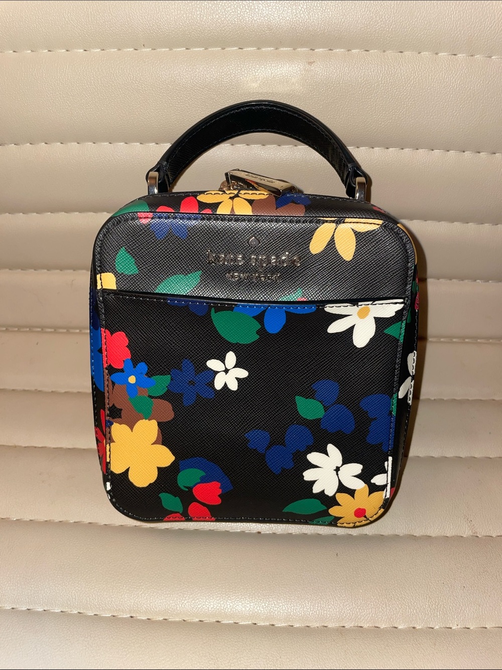 kate spade daisy sailing bag
